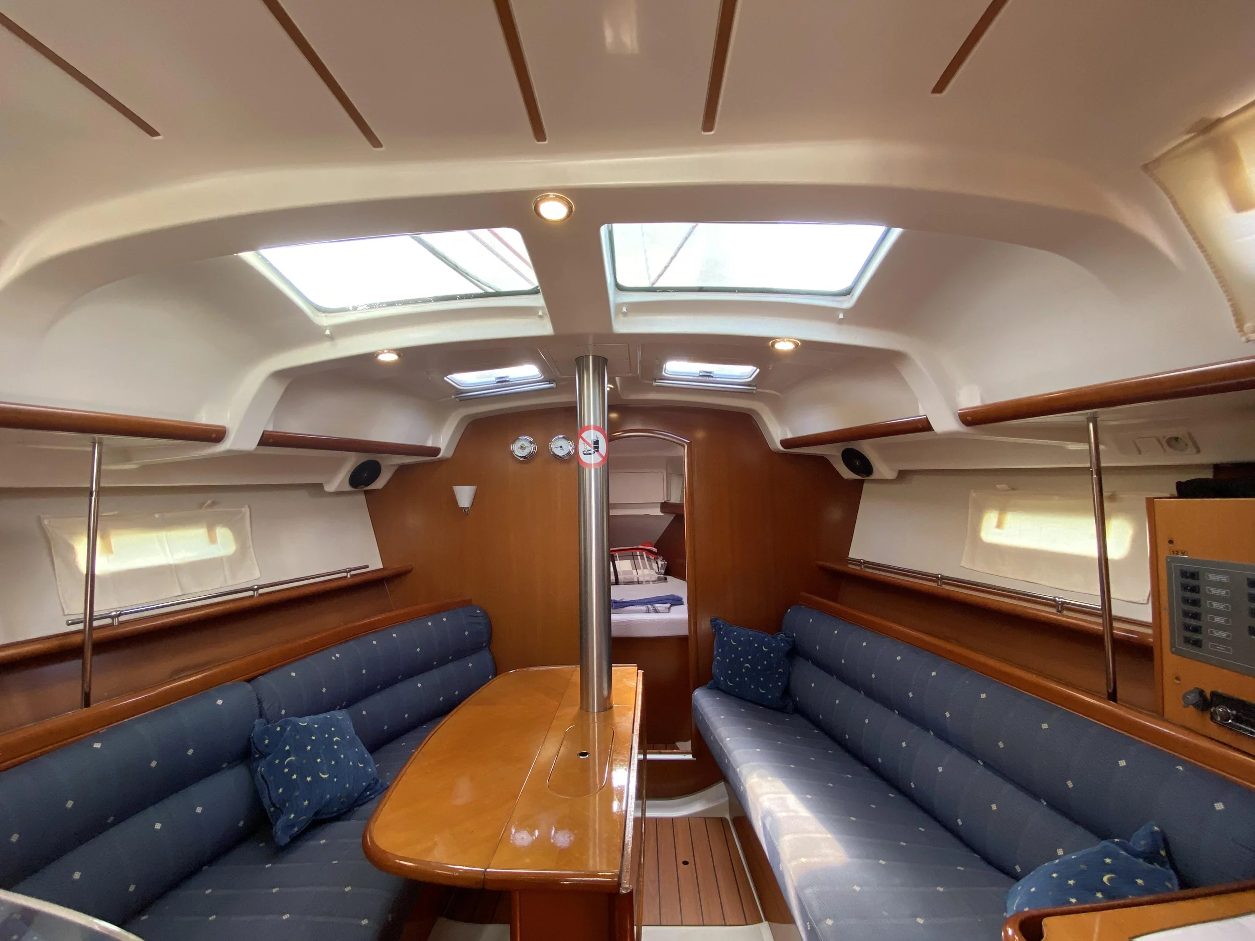 Oceanis 343 (Tombo)  - 13