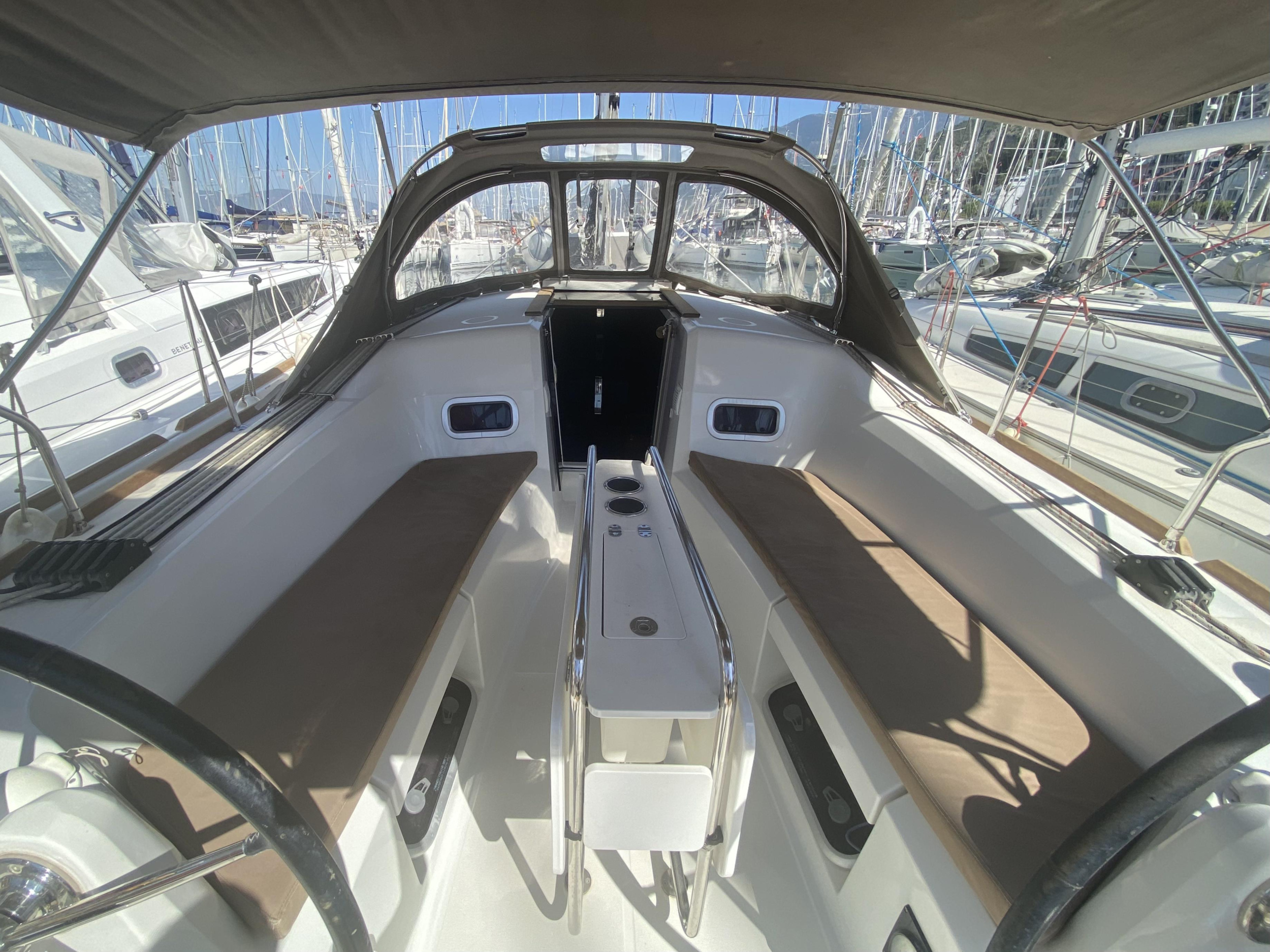 Photo #7 - Sun Odyssey 349 (Anahera) in Fethiye - 24589