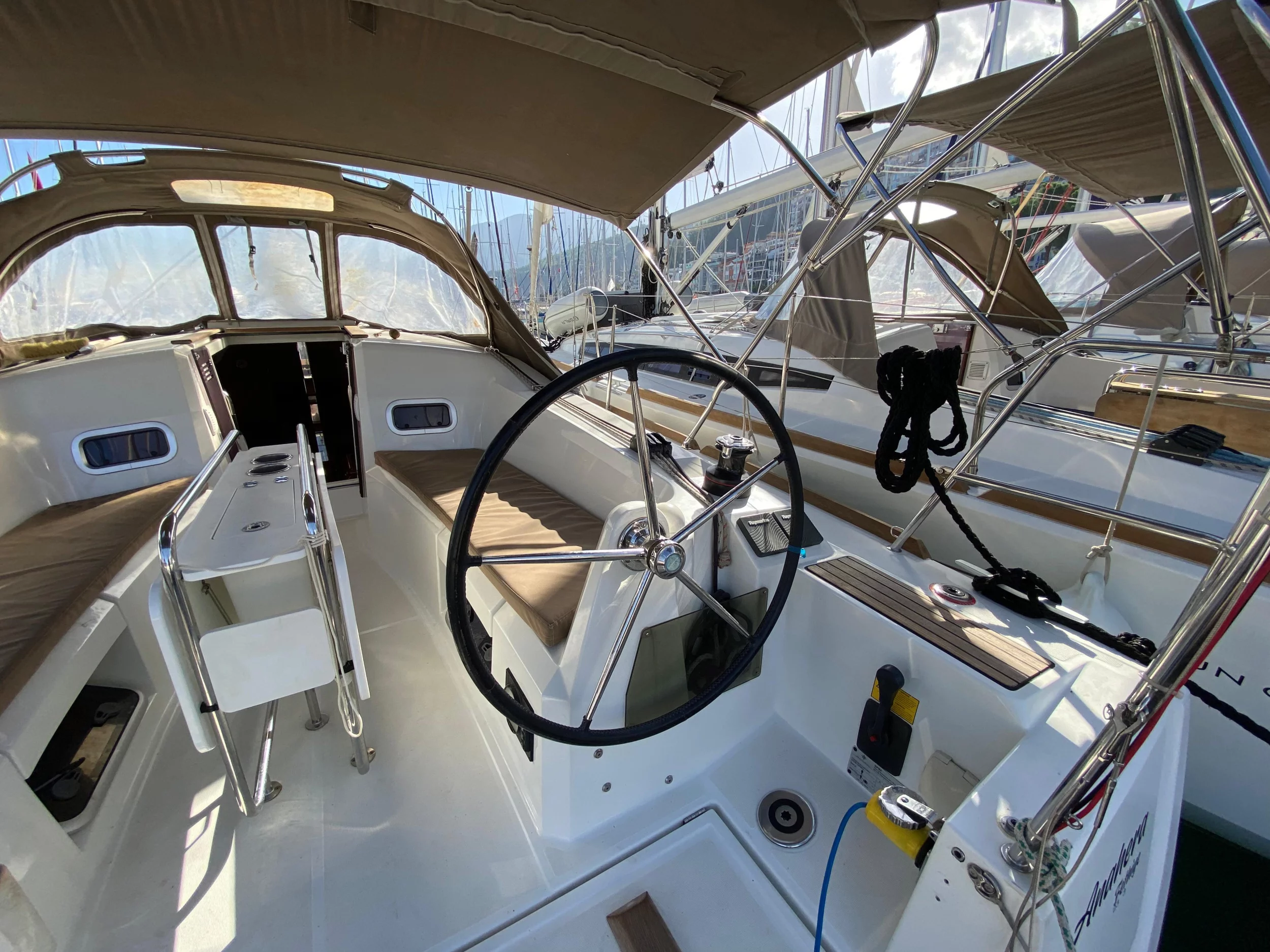 Sun Odyssey 349 (Anahera)  - 10