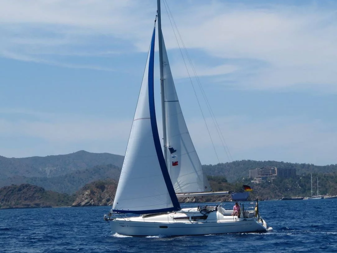 Sun Odyssey 36i (Blue Sky) Main image - 0