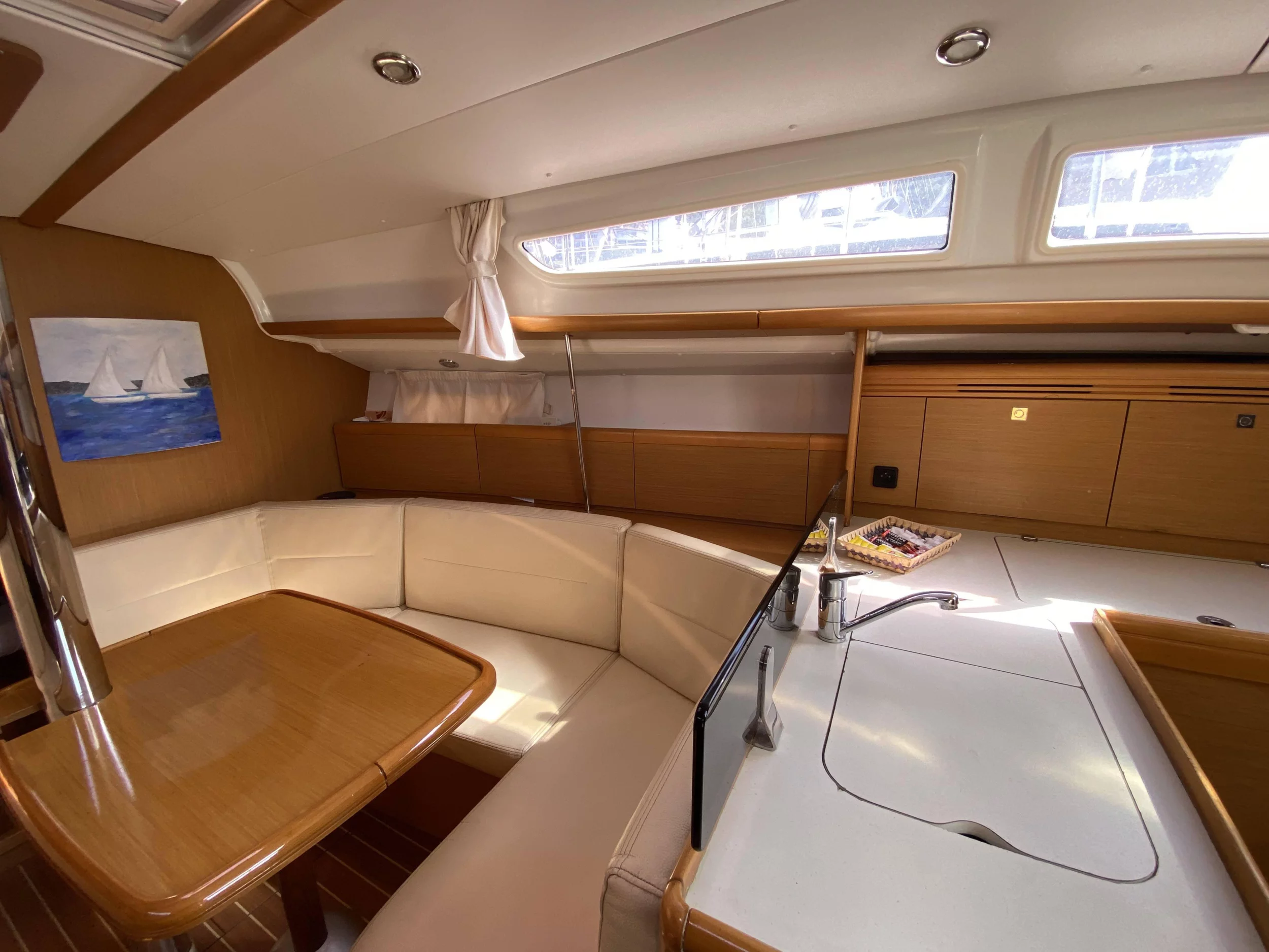 Sun Odyssey 36i (Blue Sky)  - 13