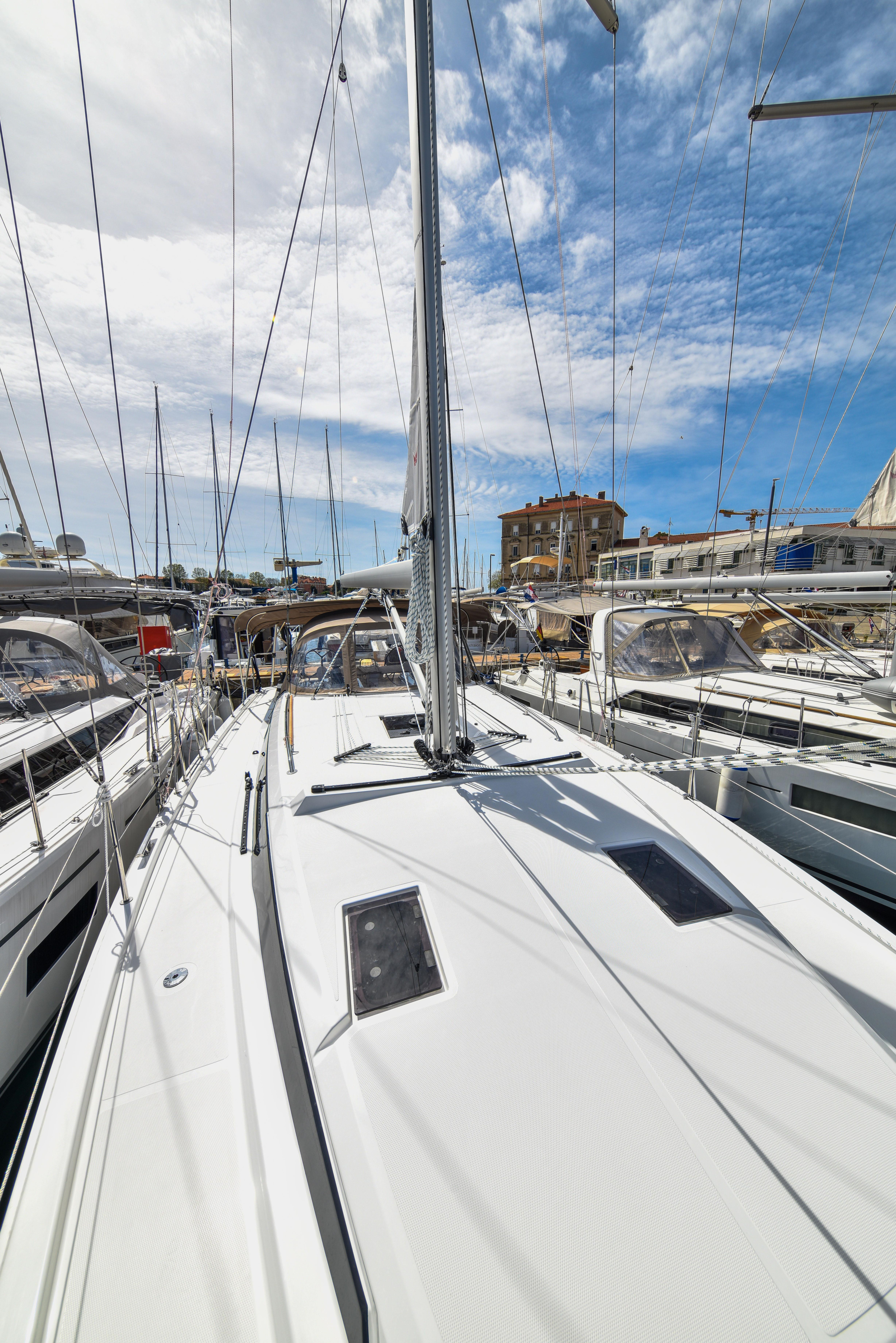 Photo #23 - Bavaria C42 (Mauvic) in Zadar - 18195