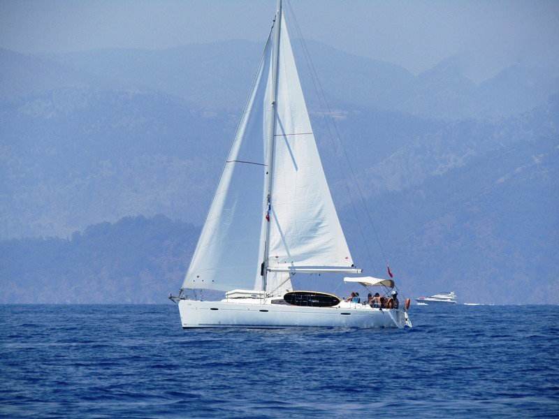 Photo #1 - Oceanis 43 (Bliss) in Fethiye - 10874