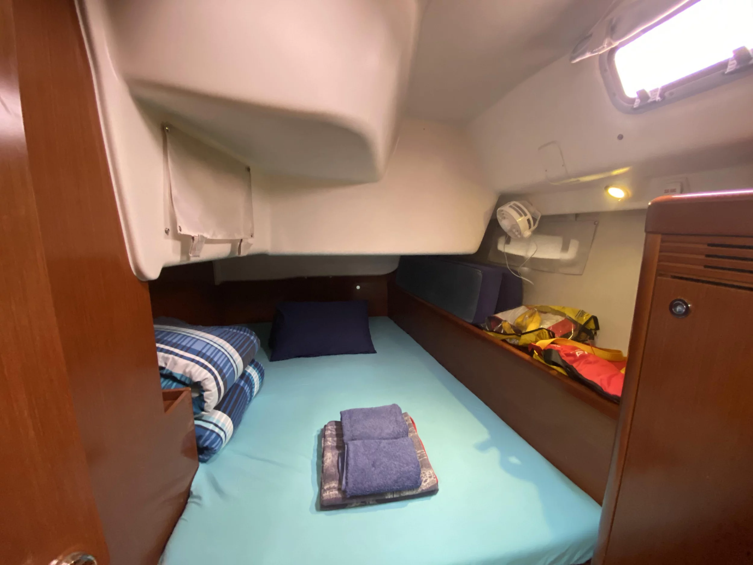 Oceanis 43 (Bliss)  - 9