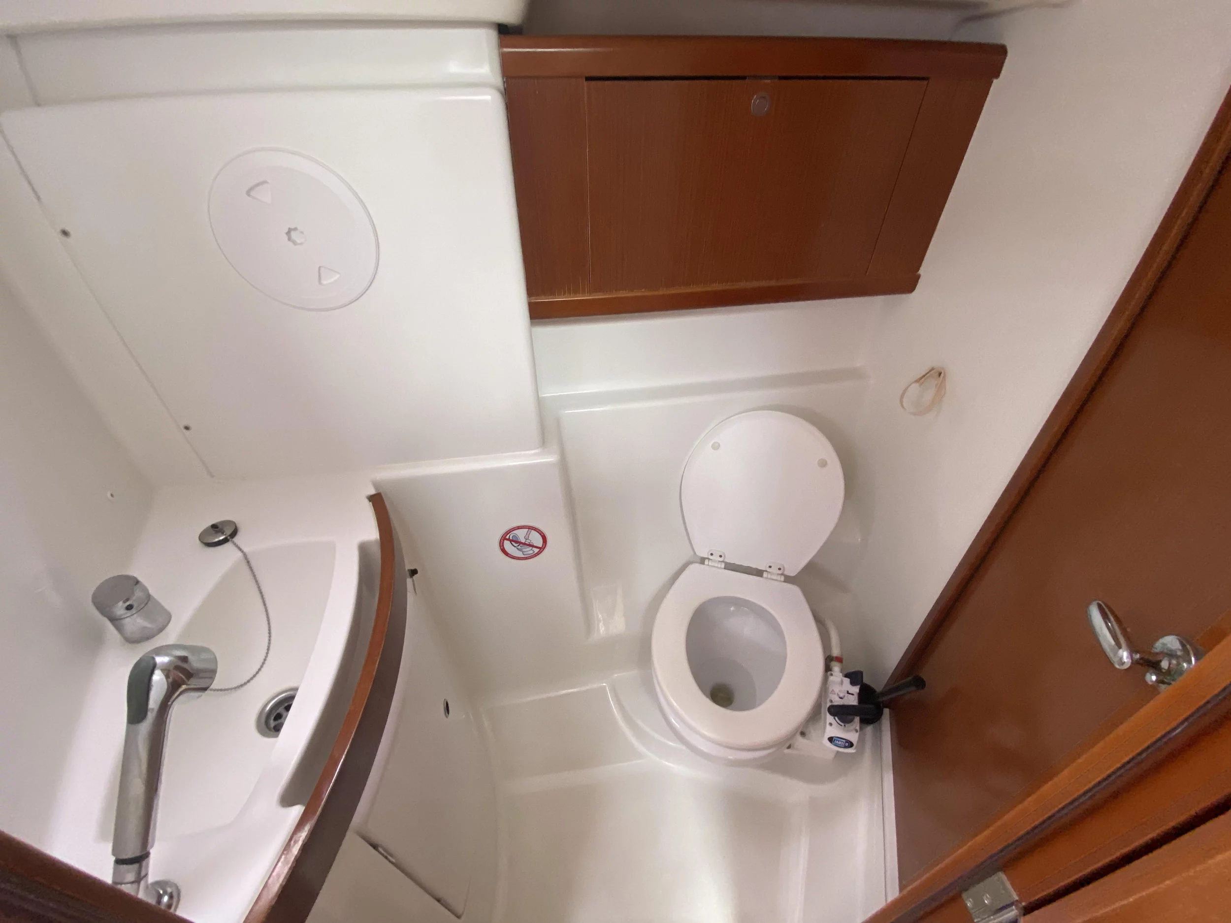 Oceanis 43 (Bliss)  - 15