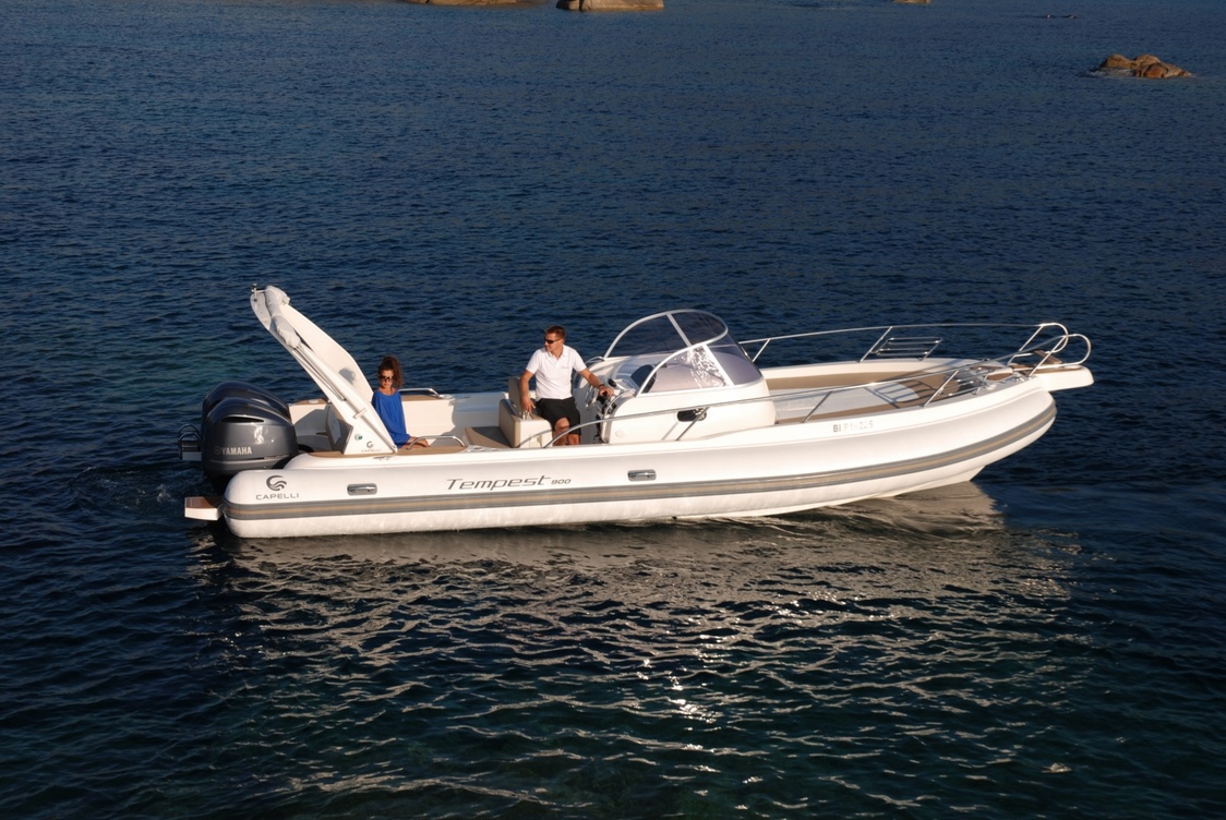 Photo #5 - Tempest 900 (Sardus) in La Maddalena - 8743