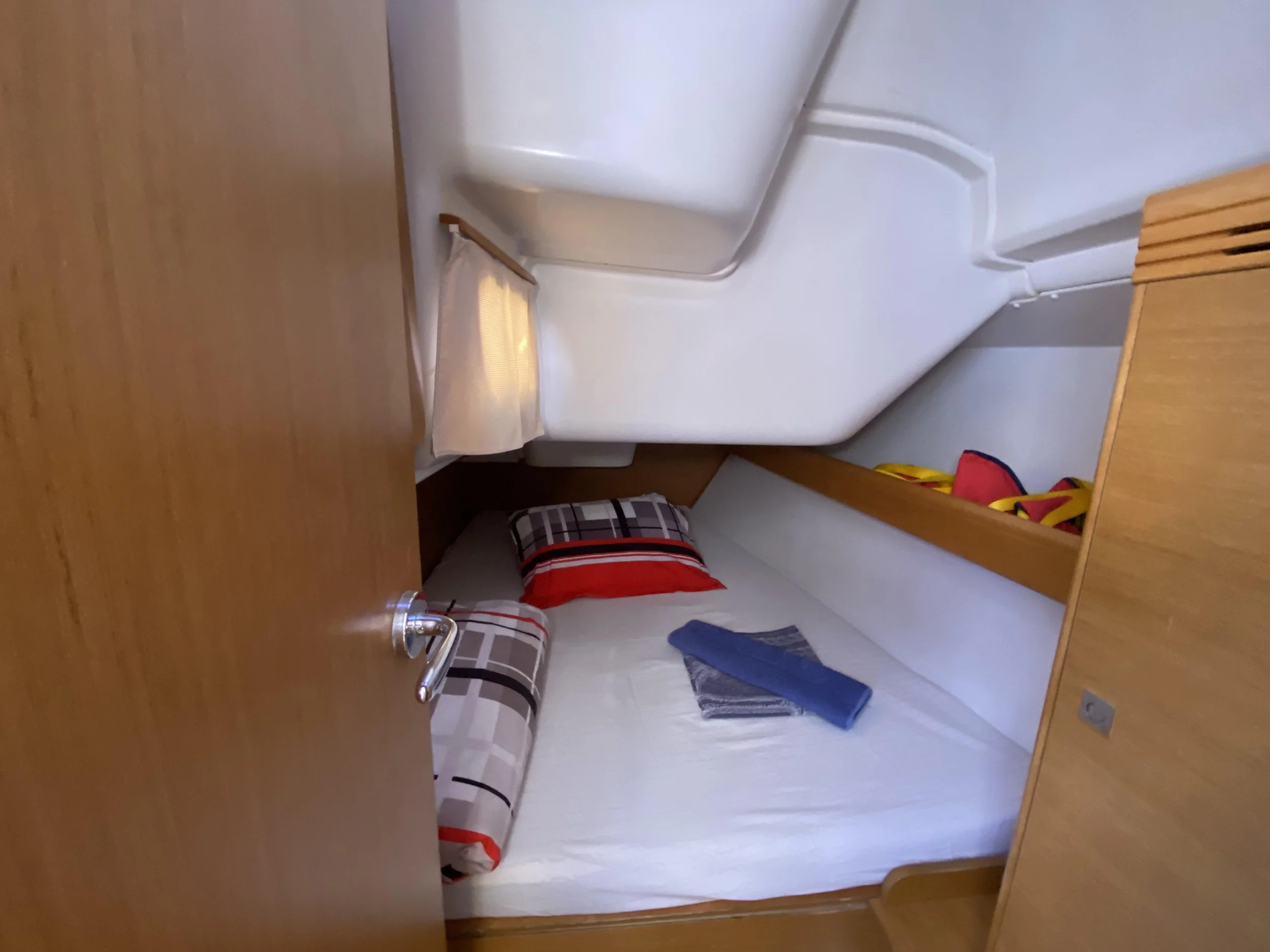 Sun Odyssey 36i (Scooby-Doo)  - 14