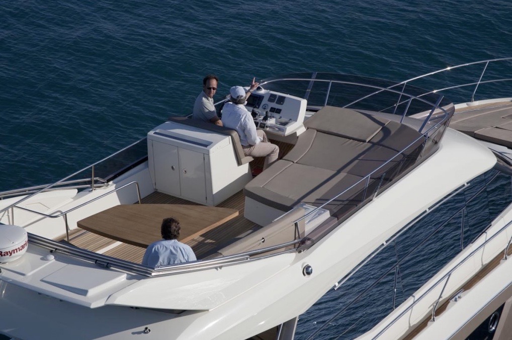 Photo #15 - Prestige 500 Fly (Carezza Blu) in Cannigione - 8738