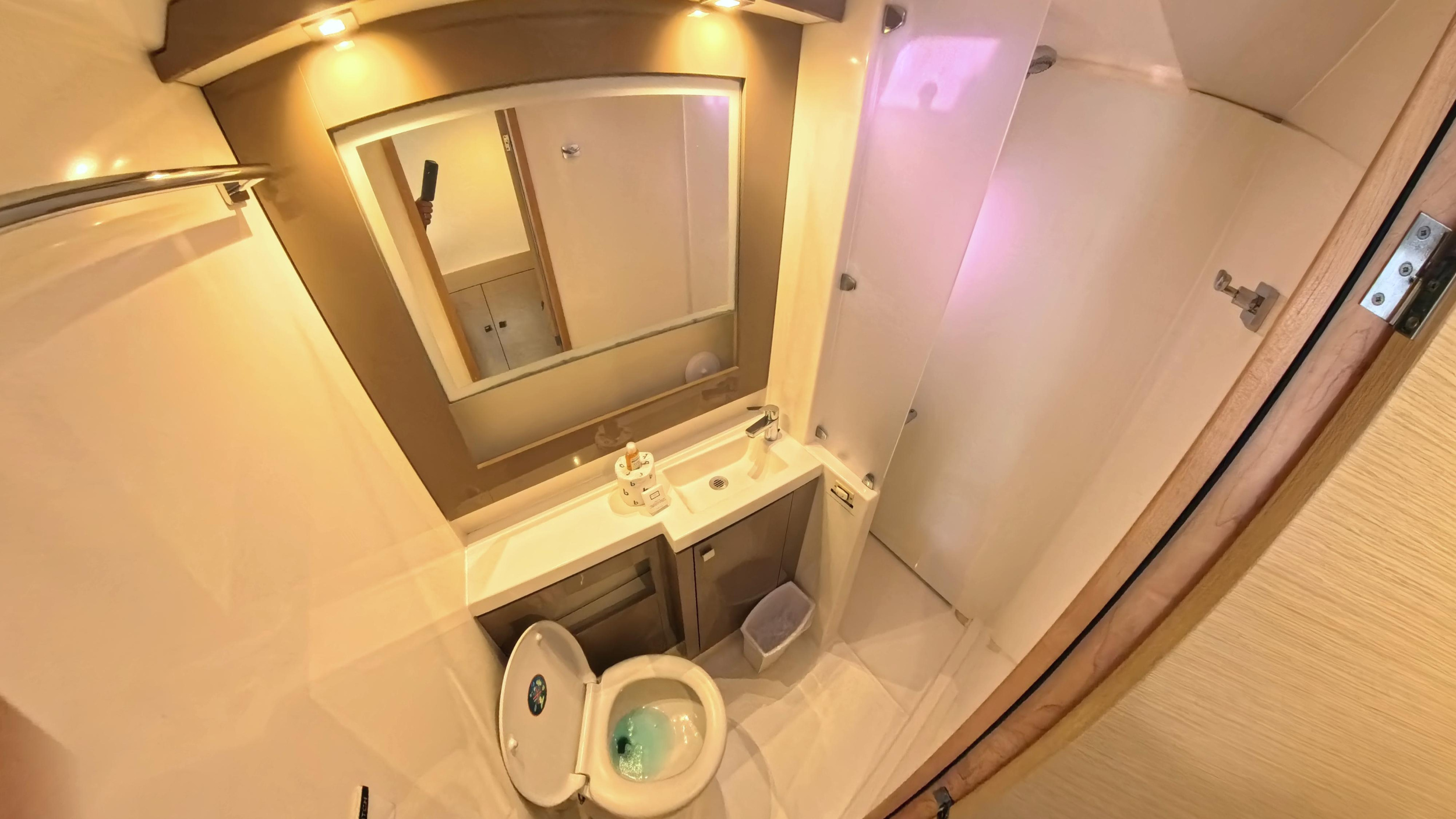 Photo #26 - Fountaine Pajot Helia 44 Evolution (Owner's Version) (Anila) en Road Town - 63175