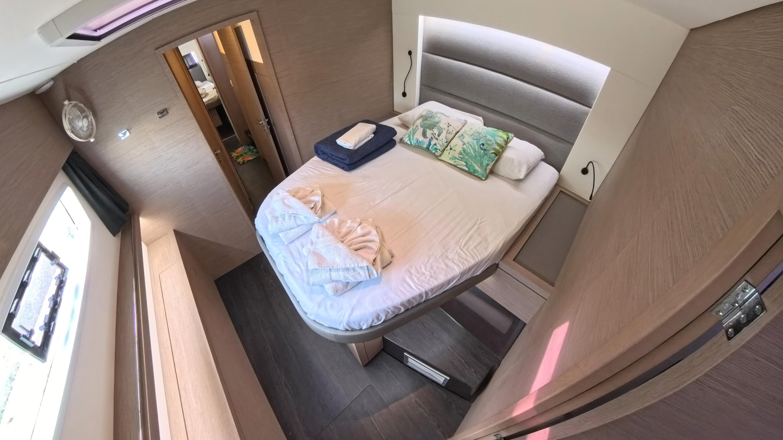 Photo #6 - Fountaine Pajot Saona 47 (Parrot Ice) en Road Town - 63174