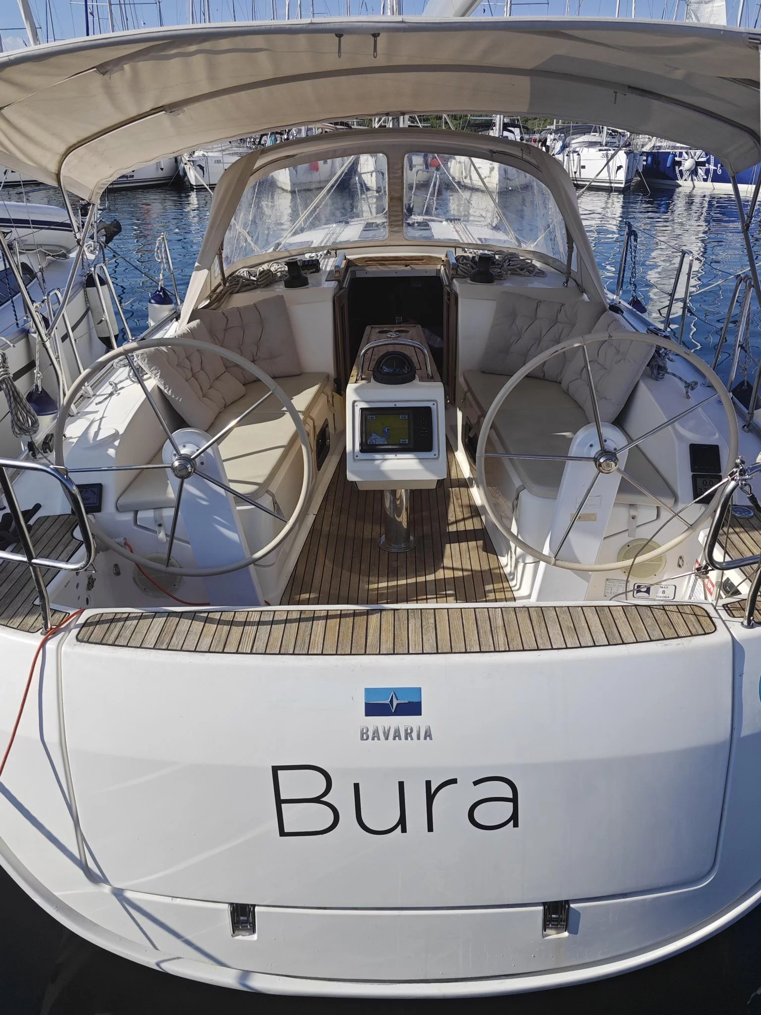 Bavaria Cruiser 37 (BURA)  - 24