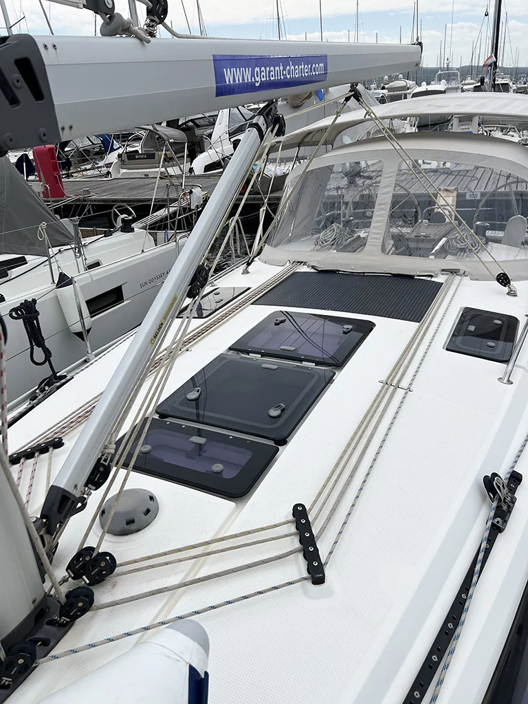 Bavaria Cruiser 37 (BURA)  - 26