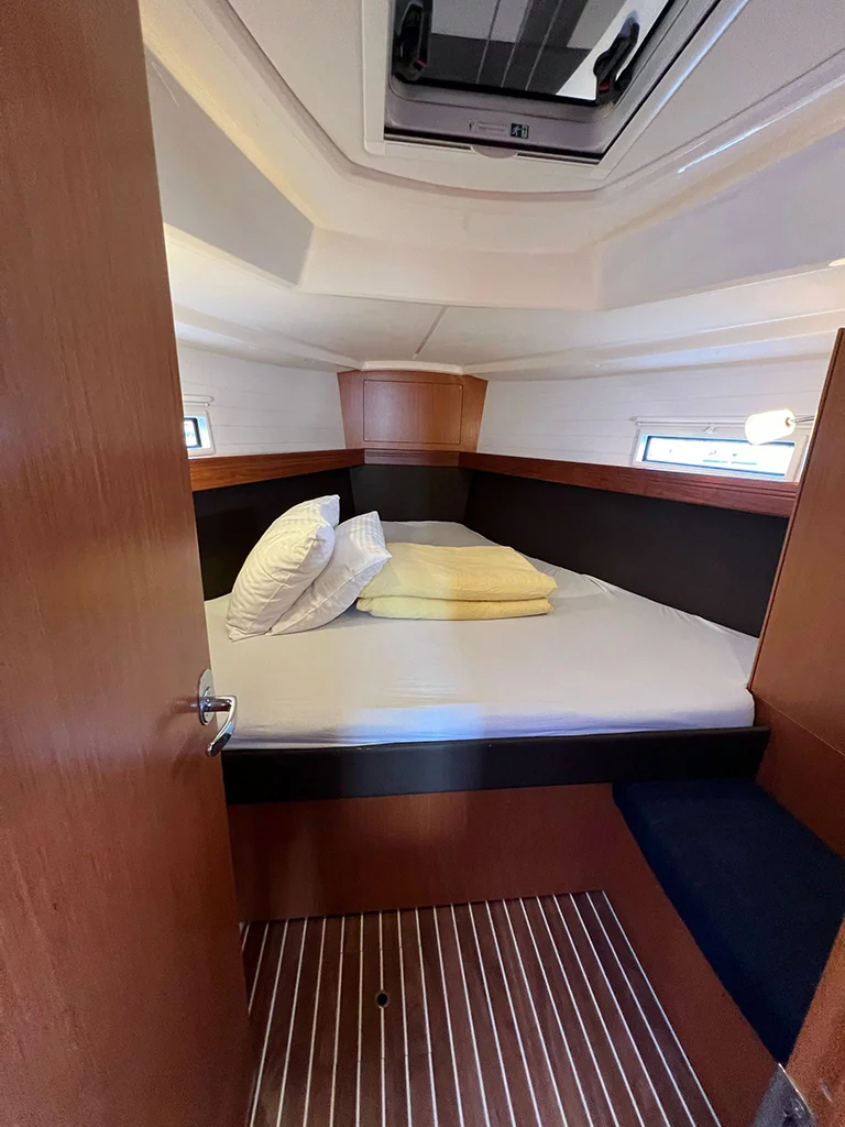Bavaria Cruiser 37 (BURA)  - 18