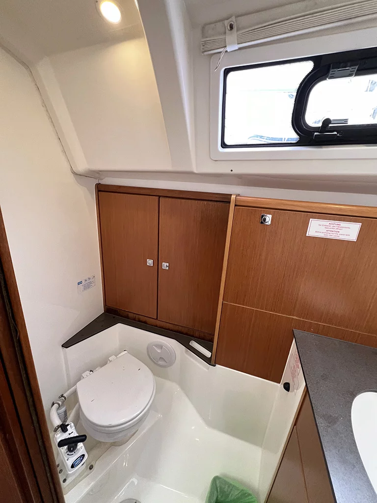 Bavaria Cruiser 37 (BURA)  - 2