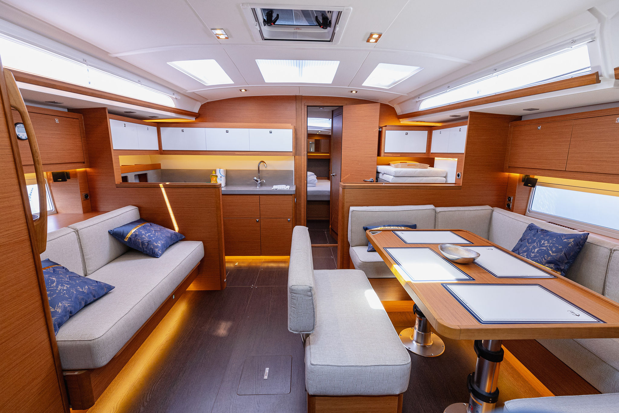 Photo #22 - Dufour 470 owner layout (Angelique) in Kastela - 7598