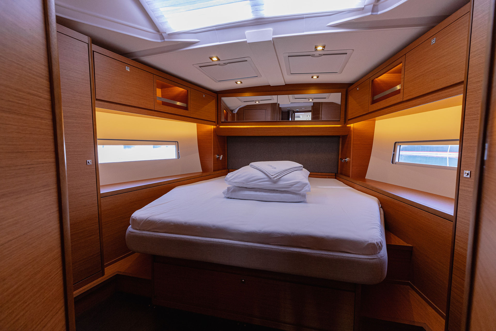 Photo #39 - Dufour 470 owner layout (Angelique) in Kastela - 7598