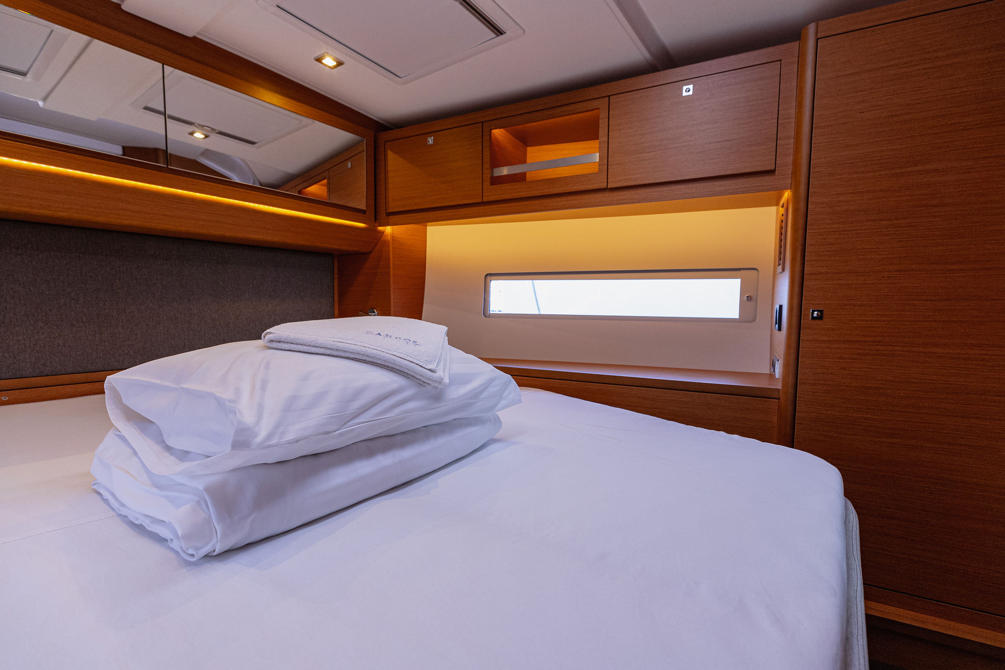 Photo #8 - Dufour 470 owner layout (Angelique) in Kastela - 7598