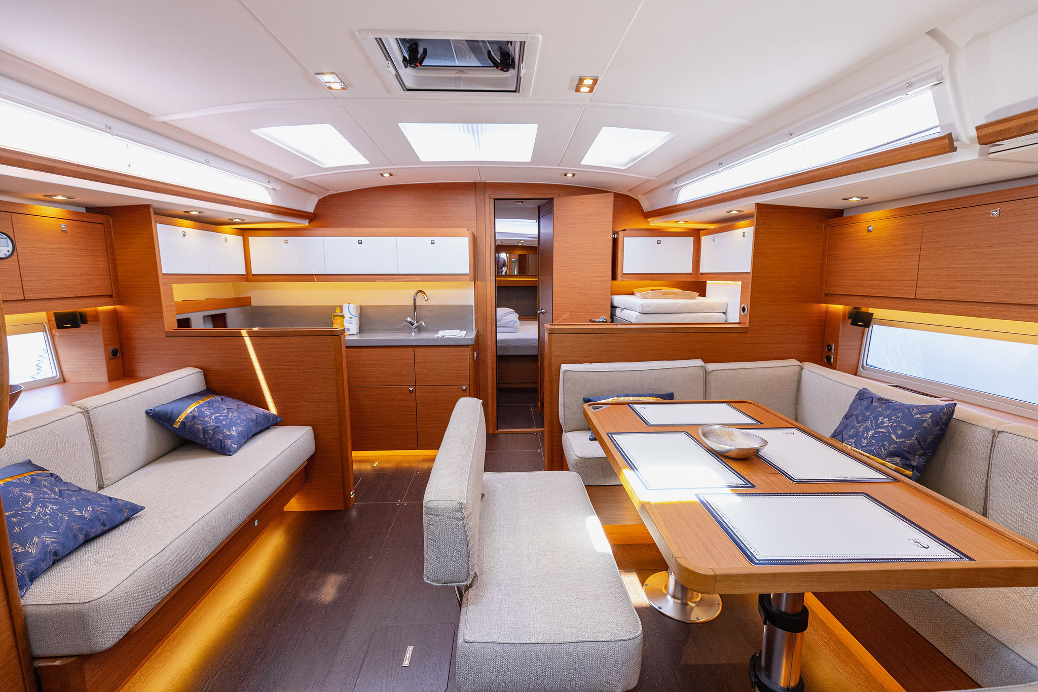 Photo #11 - Dufour 470 owner layout (Angelique) in Kastela - 7598