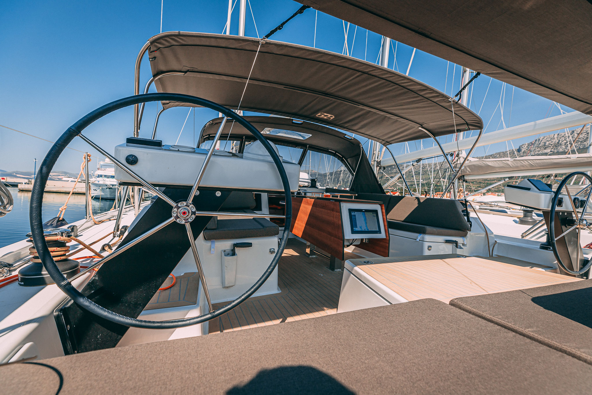 Photo #35 - Dufour 470 owner layout (Angelique) in Kastela - 7598
