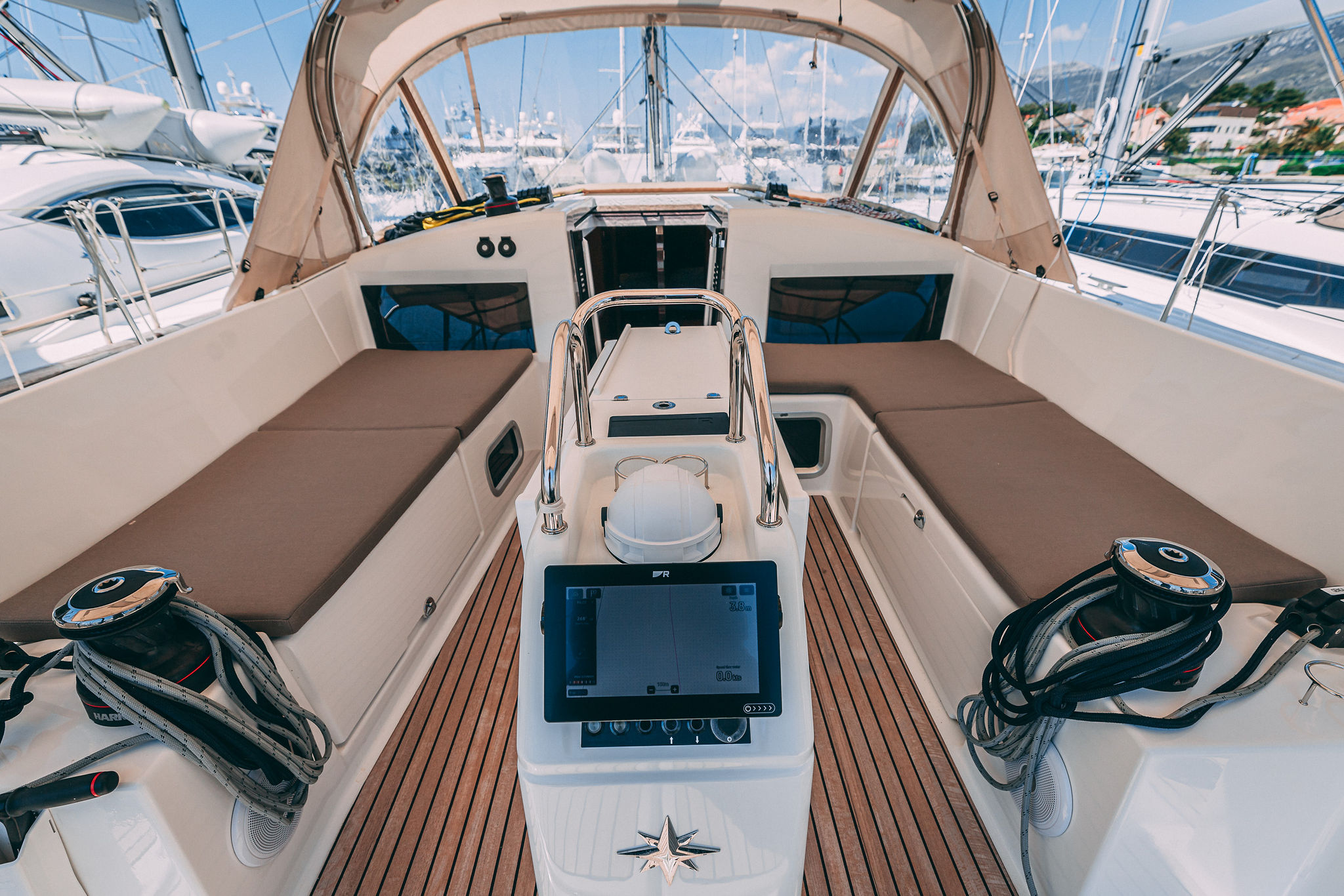 Photo #7 - Sun Odyssey 440 (Mikkamakka) in Kastela - 6057
