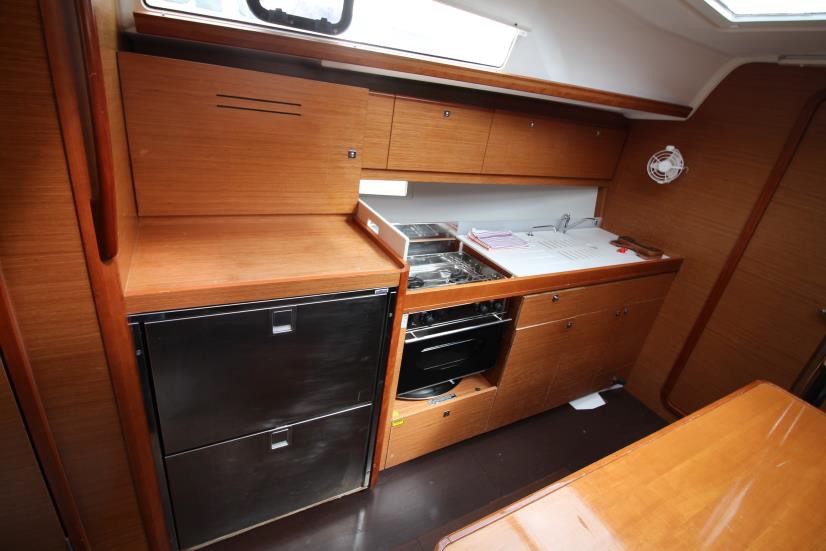 Photo #8 - Dufour 382 Grand Large (Islay) en Biograd - 23750