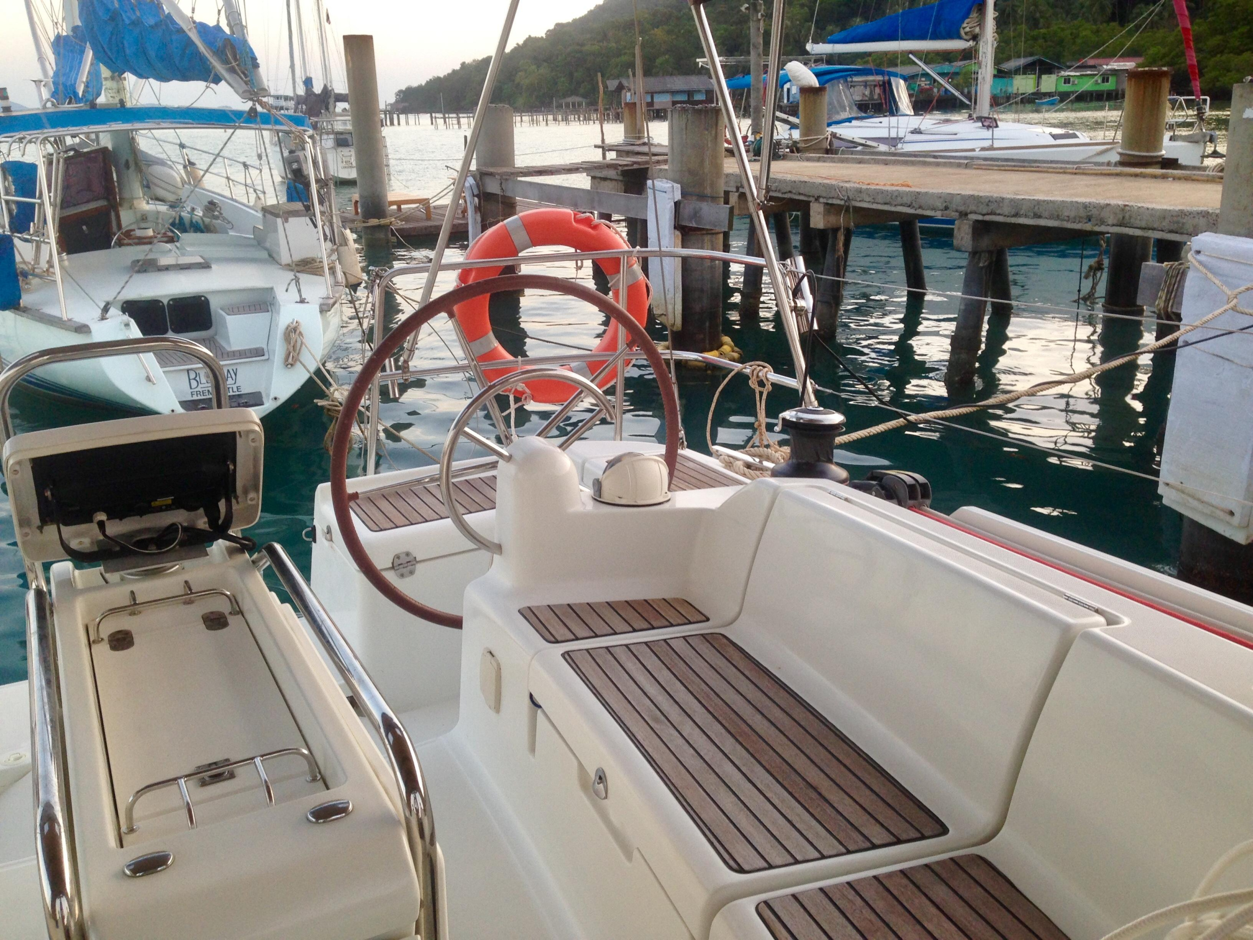 Photo #9 - Jeanneau Sun Odyssey 409 (Malee) en Koh Chang - 10396