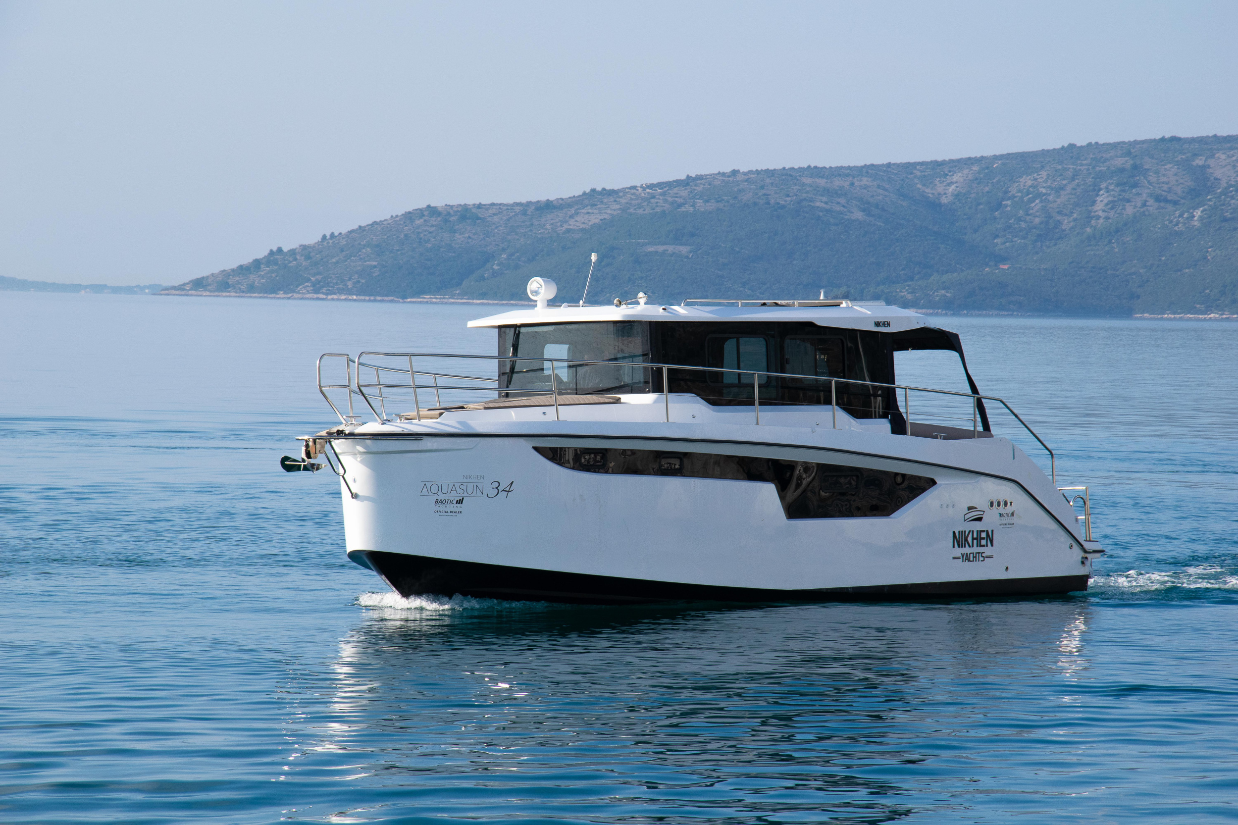 Photo #8 - Nikhen Aquasun 34 Sedan (Lili) in Trogir - 20237