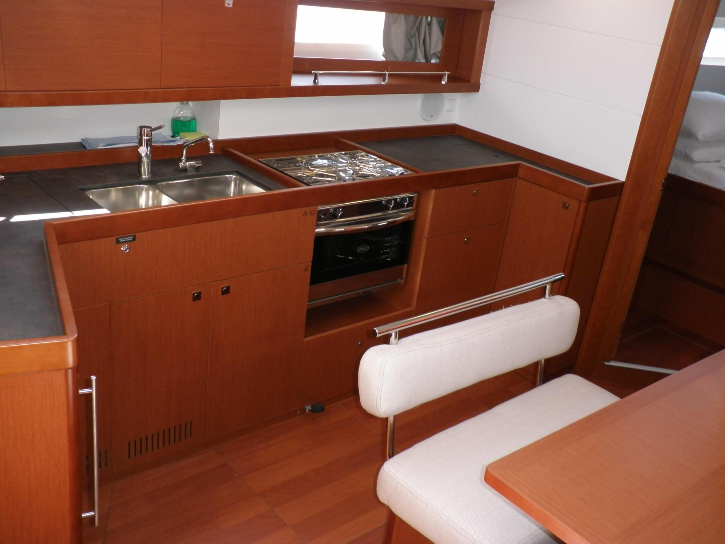 Photo #5 - Oceanis 45- 4 cab (VESNA) in Sukosan - 7134