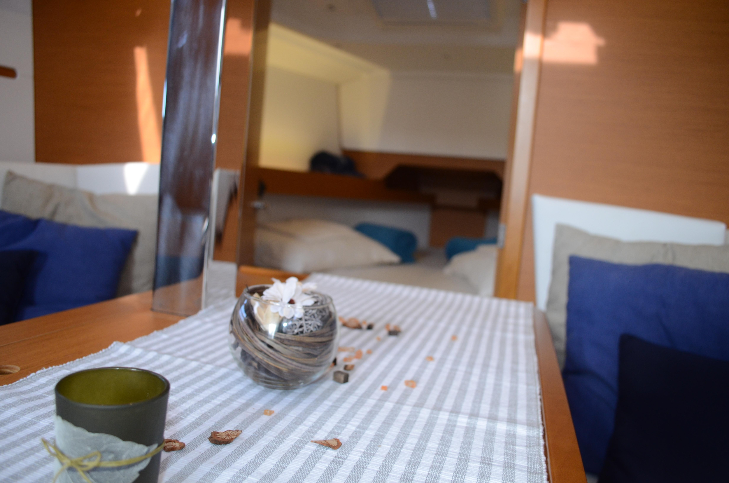 Photo #4 - Sun Odyssey 349 (Porto Tolero) en Polce - 6791