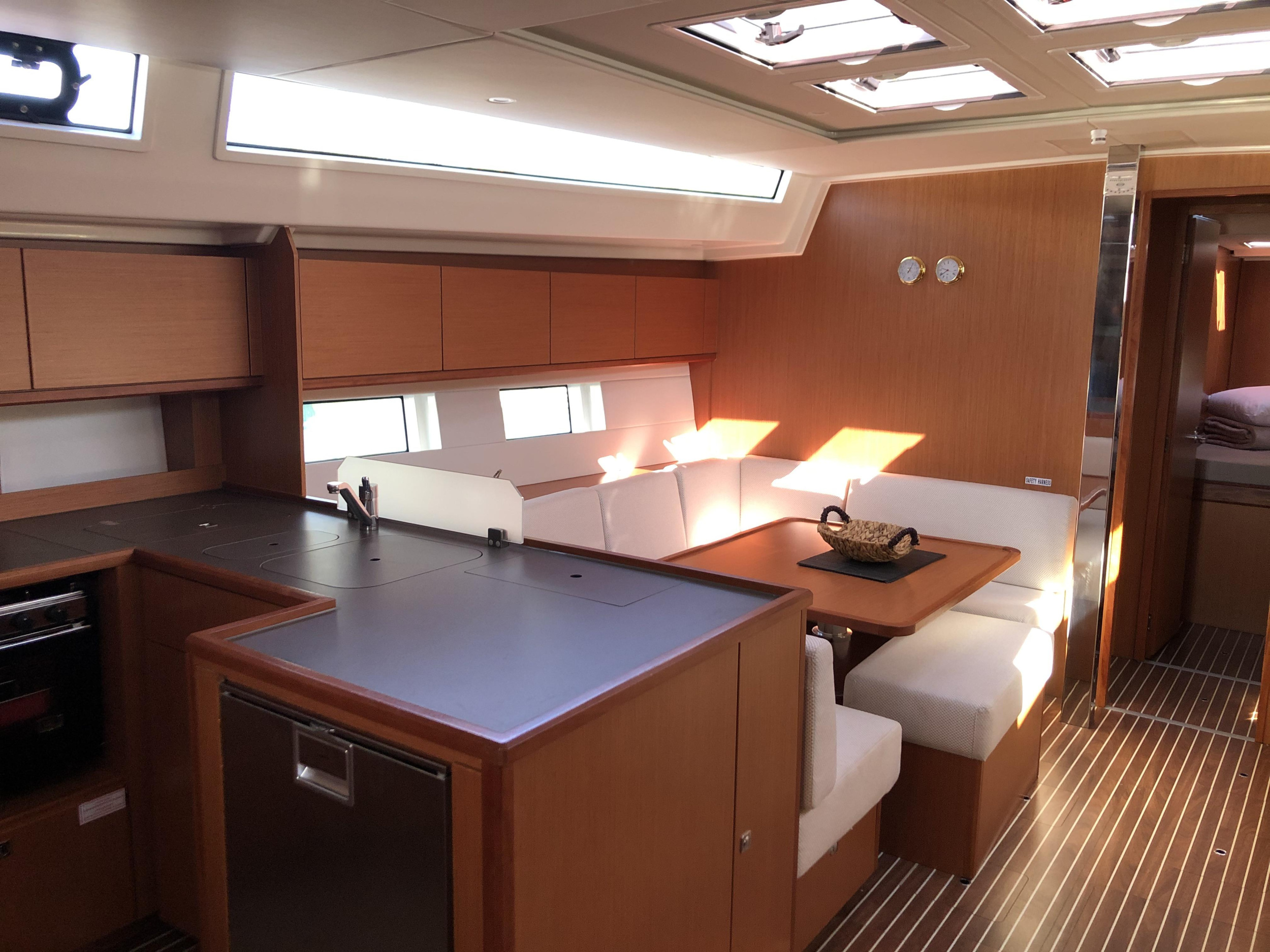 Photo #5 - Bavaria C50 (S/Y Elli) in Atene - 5353