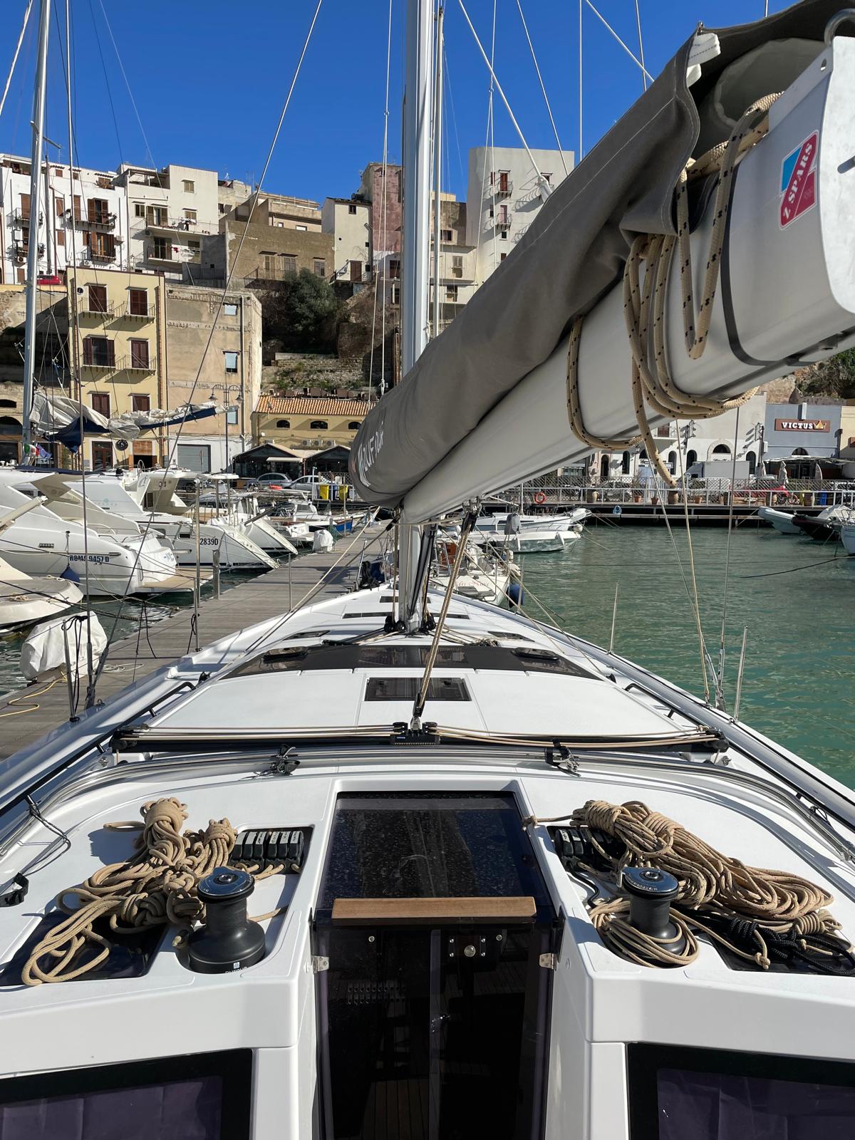 Photo #8 - Dufour 470 (Egusa) en Cagliari - 23437