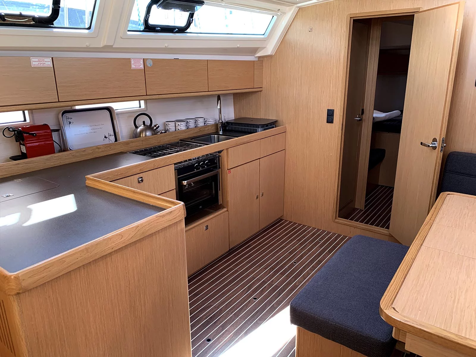 Bavaria Cruiser 46 (Oceanos) Interior image - 7