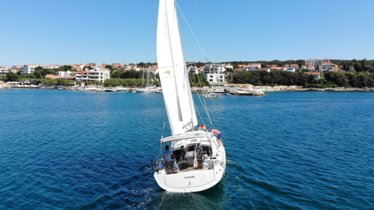Photo #4 - Oceanis 41.1 (Pauline) in Pula - 17558
