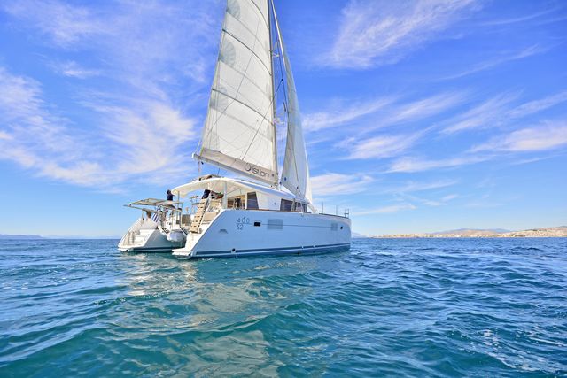 Photo #19 - Lagoon 400 S2. (Callisto L400) in Lavrion - 3901