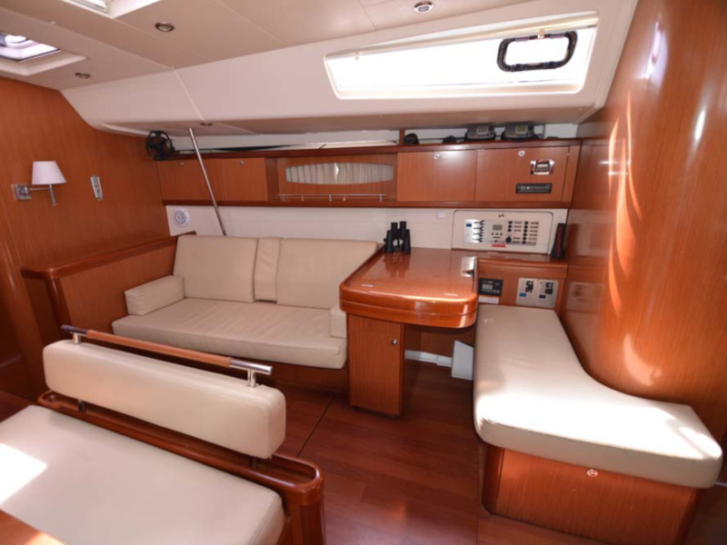 Photo #5 - Oceanis 54 (Captain John) in Athens - 8643