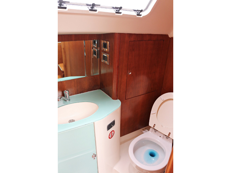 Photo #7 - EMINENCE 40 BT (WHITE DREAMS) in Sukosan - 15683