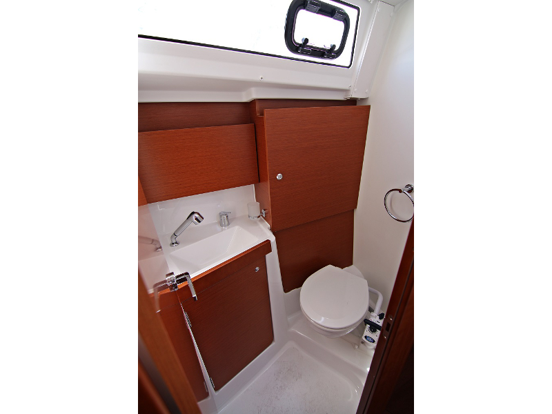 Photo #8 - OCEANIS 38 BT (FEDE) en Sukosan - 5268
