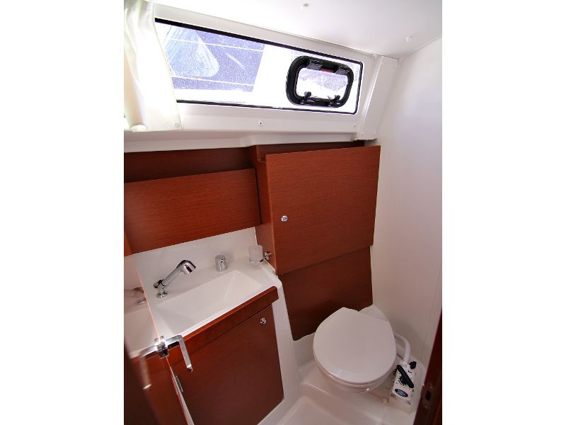 Photo #8 - OCEANIS 38.1 BT (ARIELA) en Sukosan - 9731