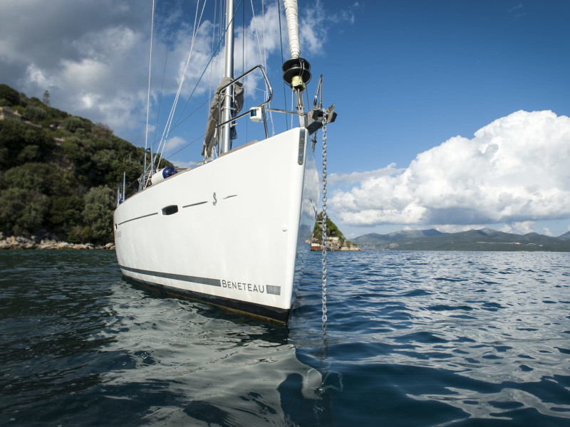 Photo #19 - Oceanis 43 (OASIS - | Bowthruster | Solar P) in Lefkada - 8914