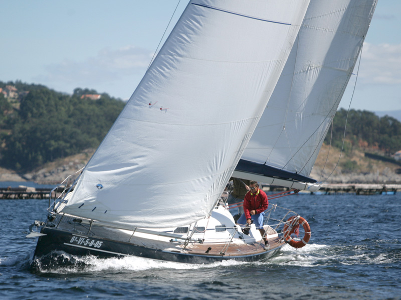 Photo #17 - Elan Performance 37 (Sailway Uno) in Vigo - 4381