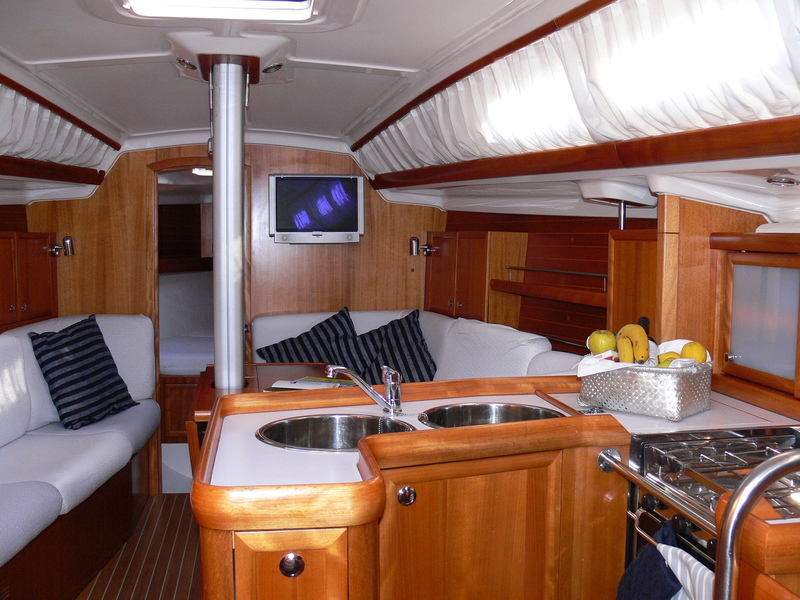 Photo #10 - Elan Performance 37 (Sailway Uno) in Vigo - 4381