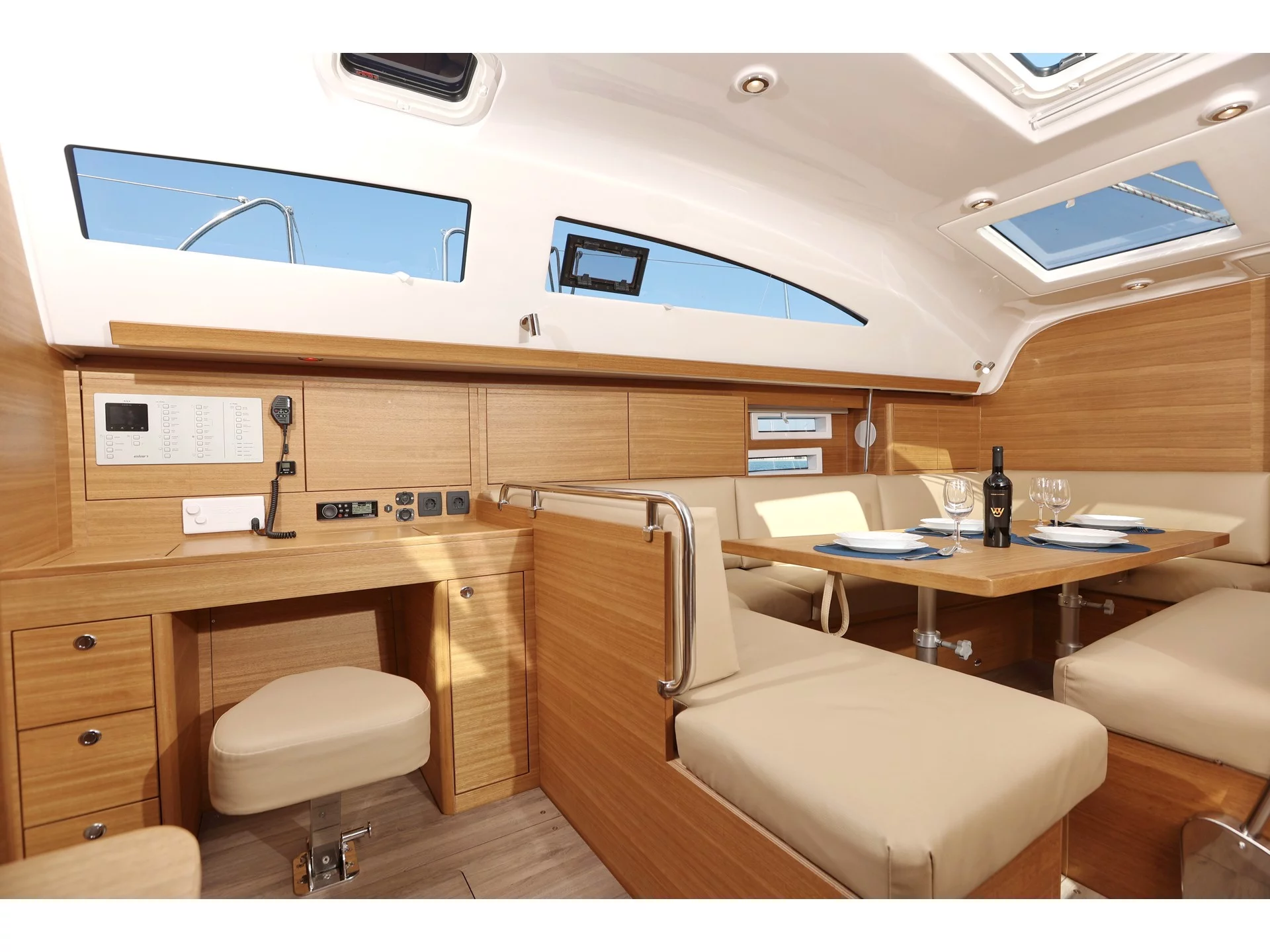 Elan Impression 45.1 (LARA) Interior image - 2