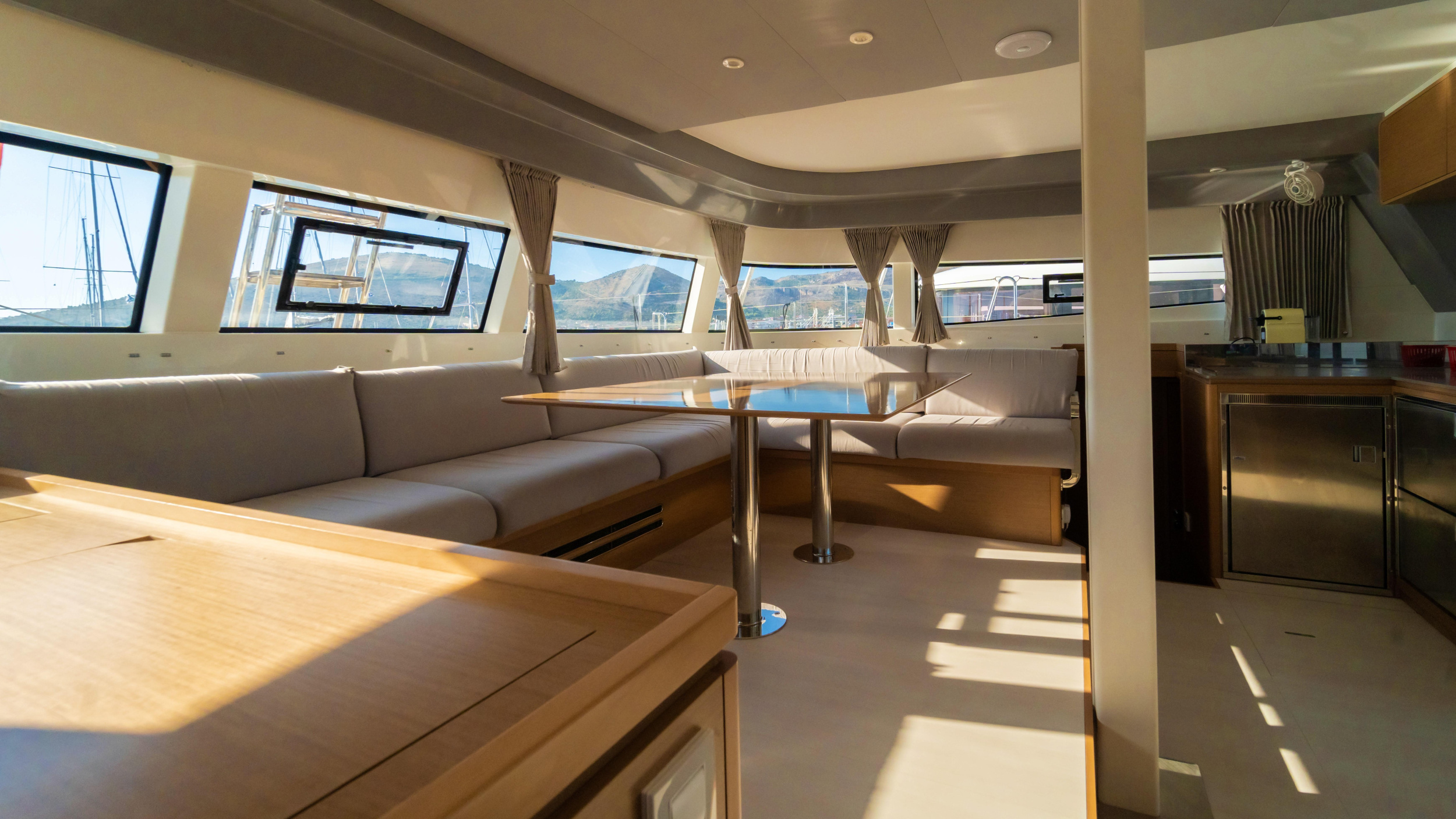 Photo #2 - Excess 15 (ISSA) in Trogir - 3700