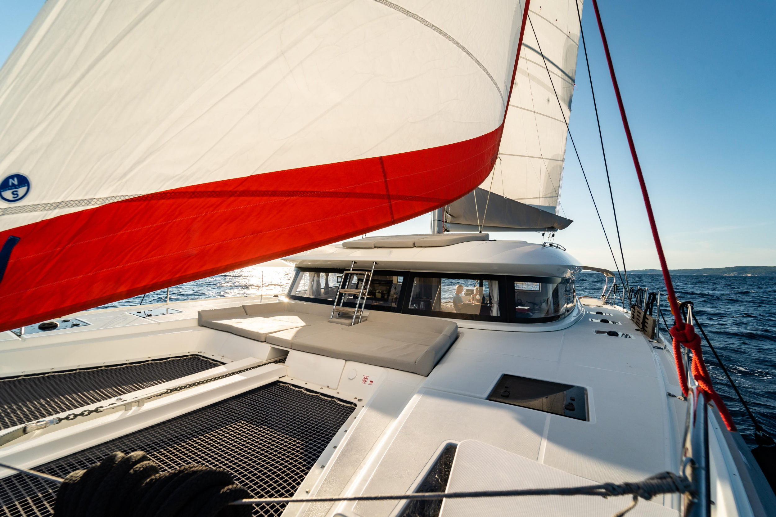 Photo #6 - Excess 15 (ISSA) in Trogir - 3700