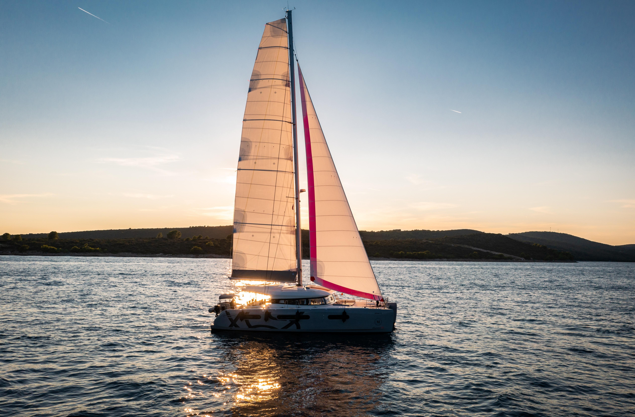 Photo #11 - Excess 15 (ISSA) in Trogir - 3700