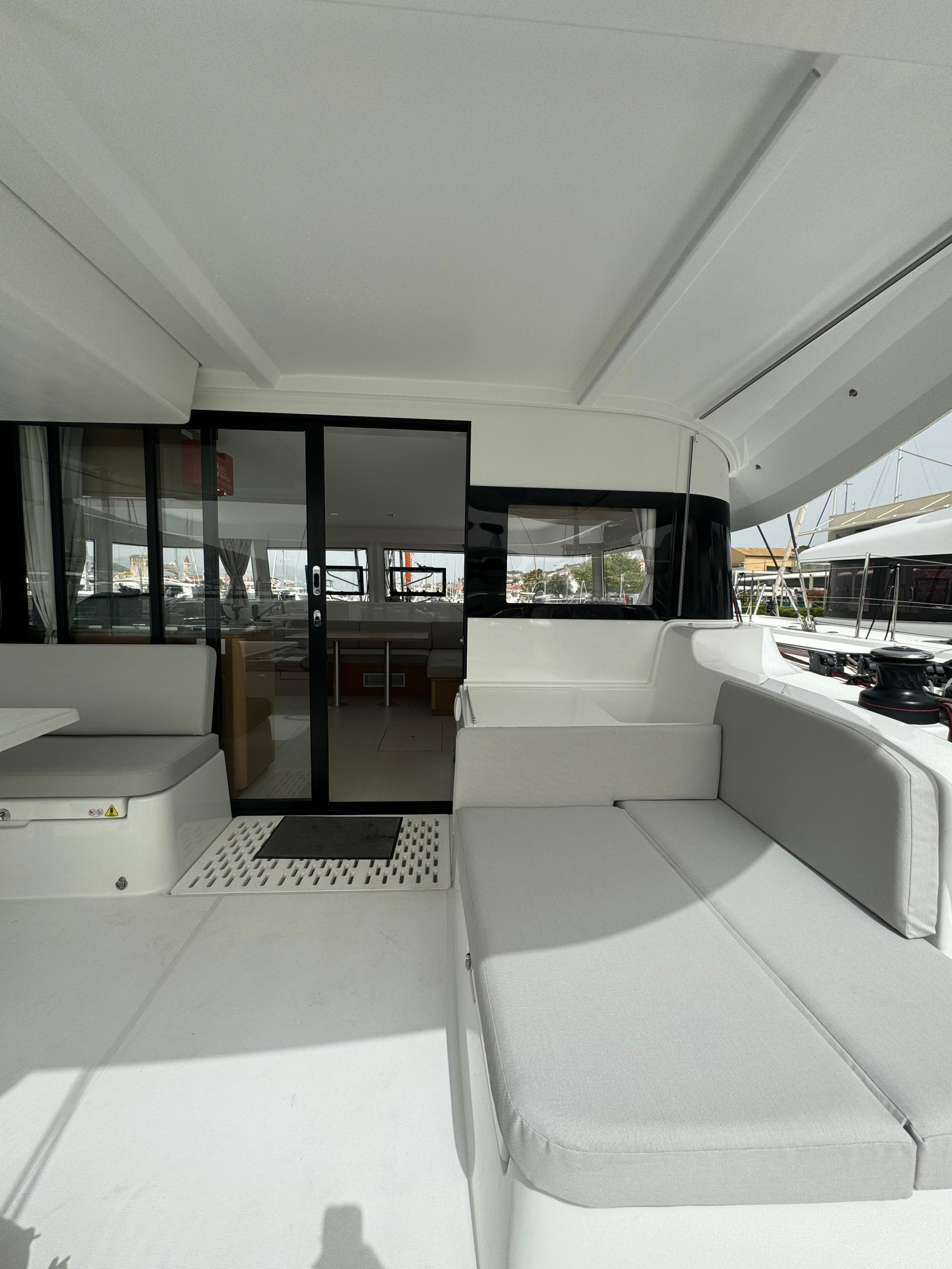 Photo #11 - Excess 14 (PRINCESS RITA) in Trogir - 7108