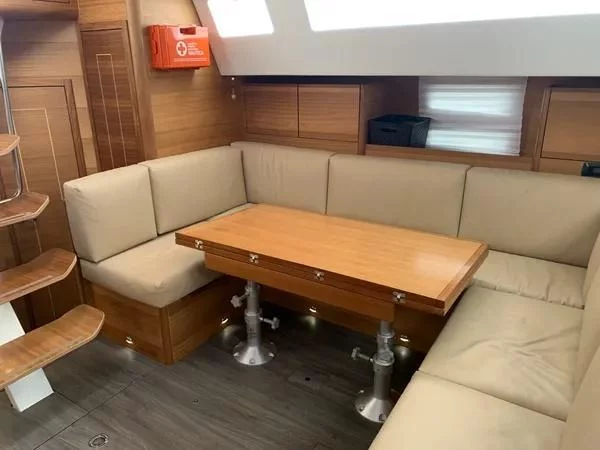 Elan Impression 50.1 (LONG ISLAND) Interior image - 9