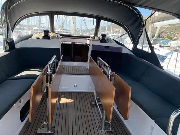 Elan Impression 50.1 (LONG ISLAND)  - 11