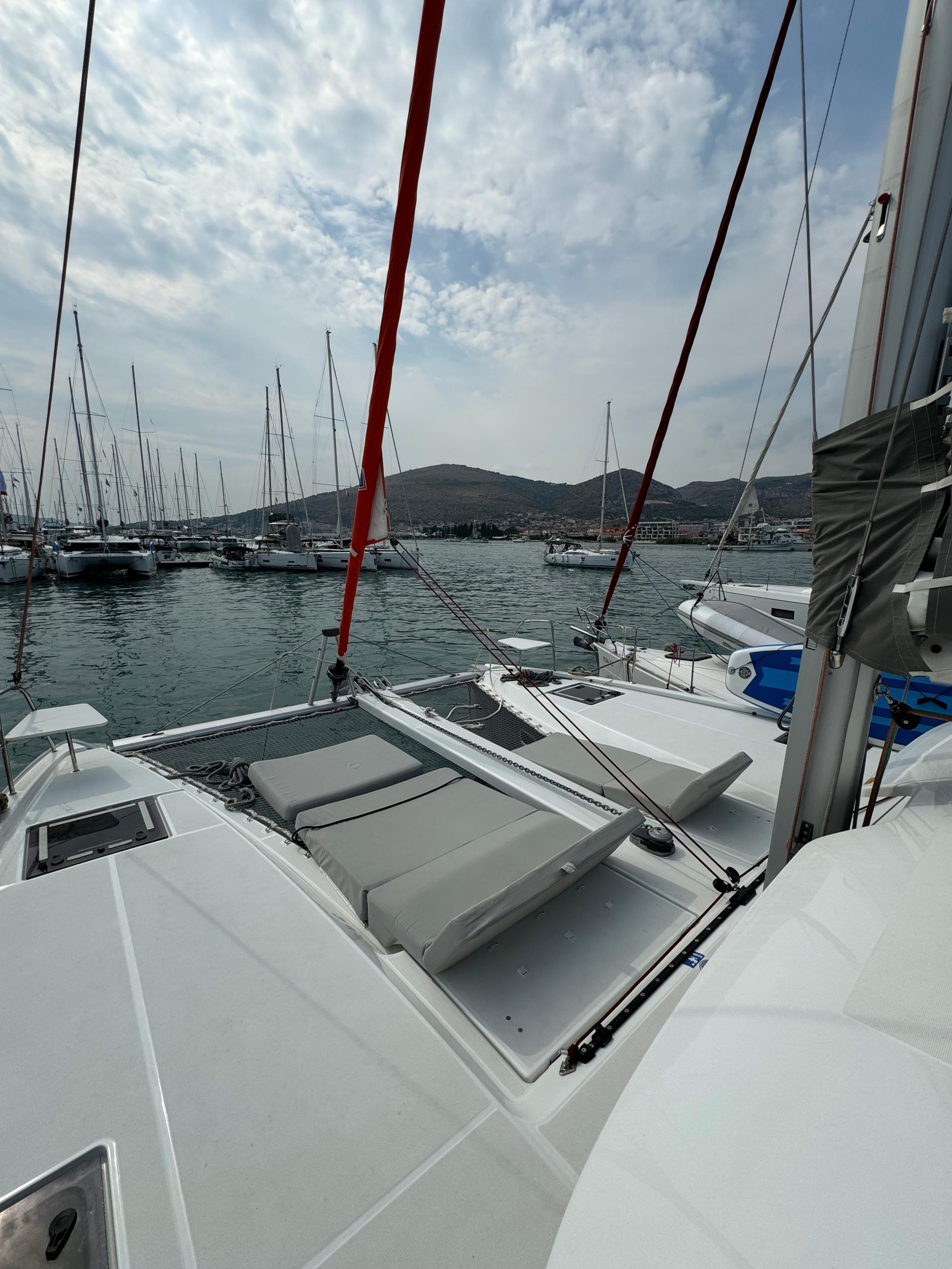 Photo #17 - Excess 11 (SPRING & FALL) en Trogir - 6917