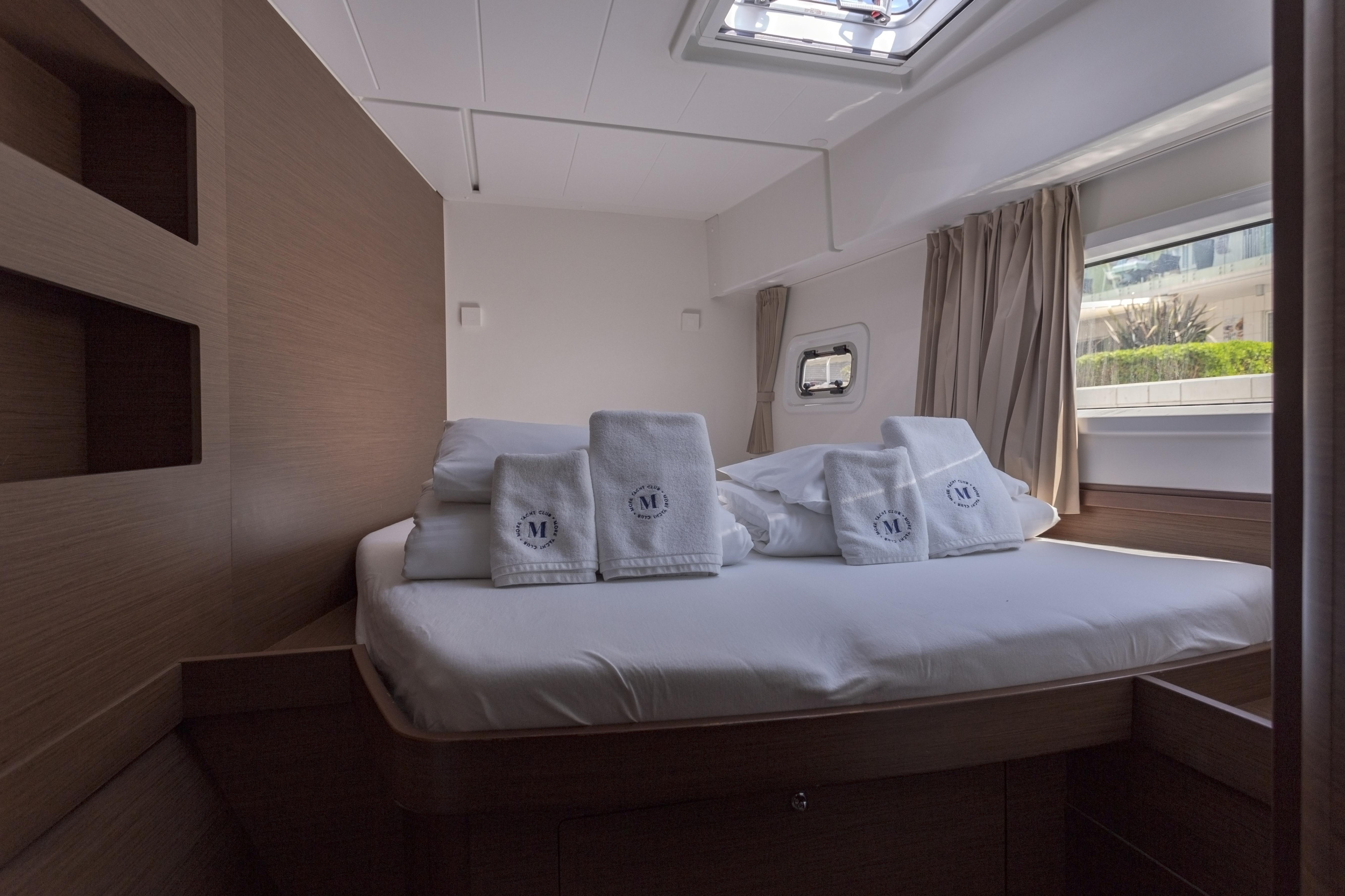 Photo #29 - Lagoon 42 (PULP FICTION) en Trogir - 15018